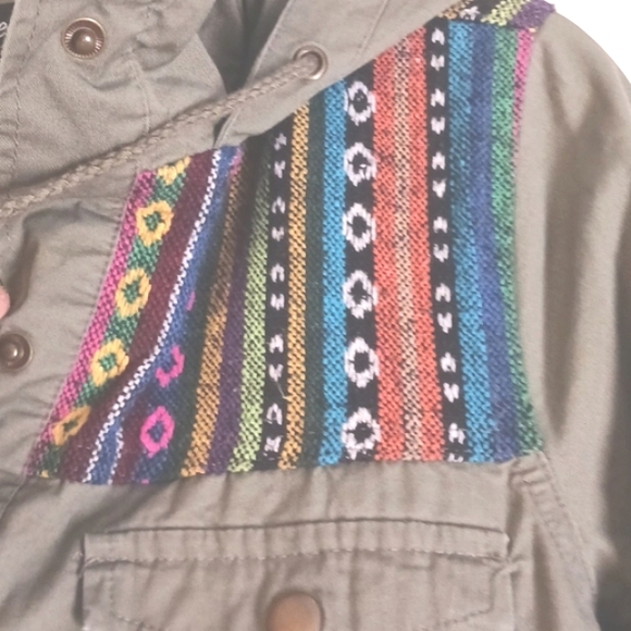 Wet Seal "Army Green" Embroideted Cargo Style Jacket in Size Large - Picture 4 of 8